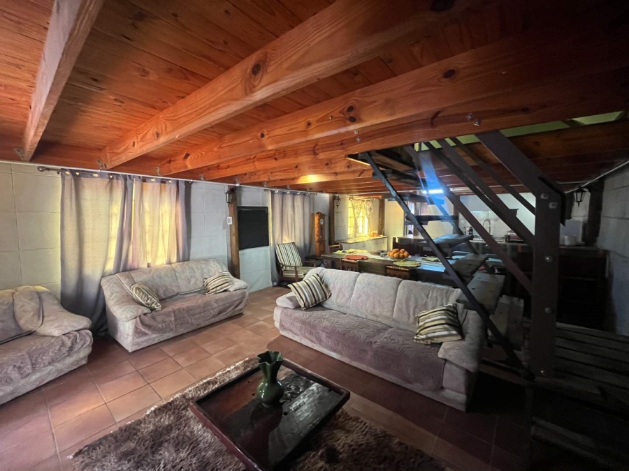 5 Bedroom Property for Sale in Die Rand Northern Cape